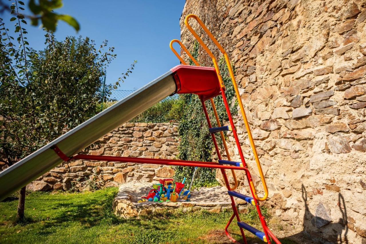 Chalupa Tesinov Protivín Kültér fotó